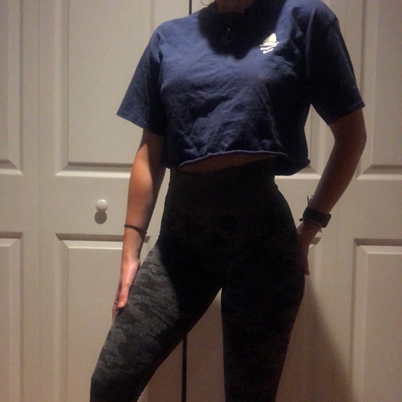 Cropped tee - Picture 4 of 4